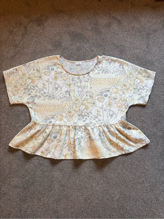 Wilfred Tops - Wilfred Floral Peplum Tee - Cream & Yellow